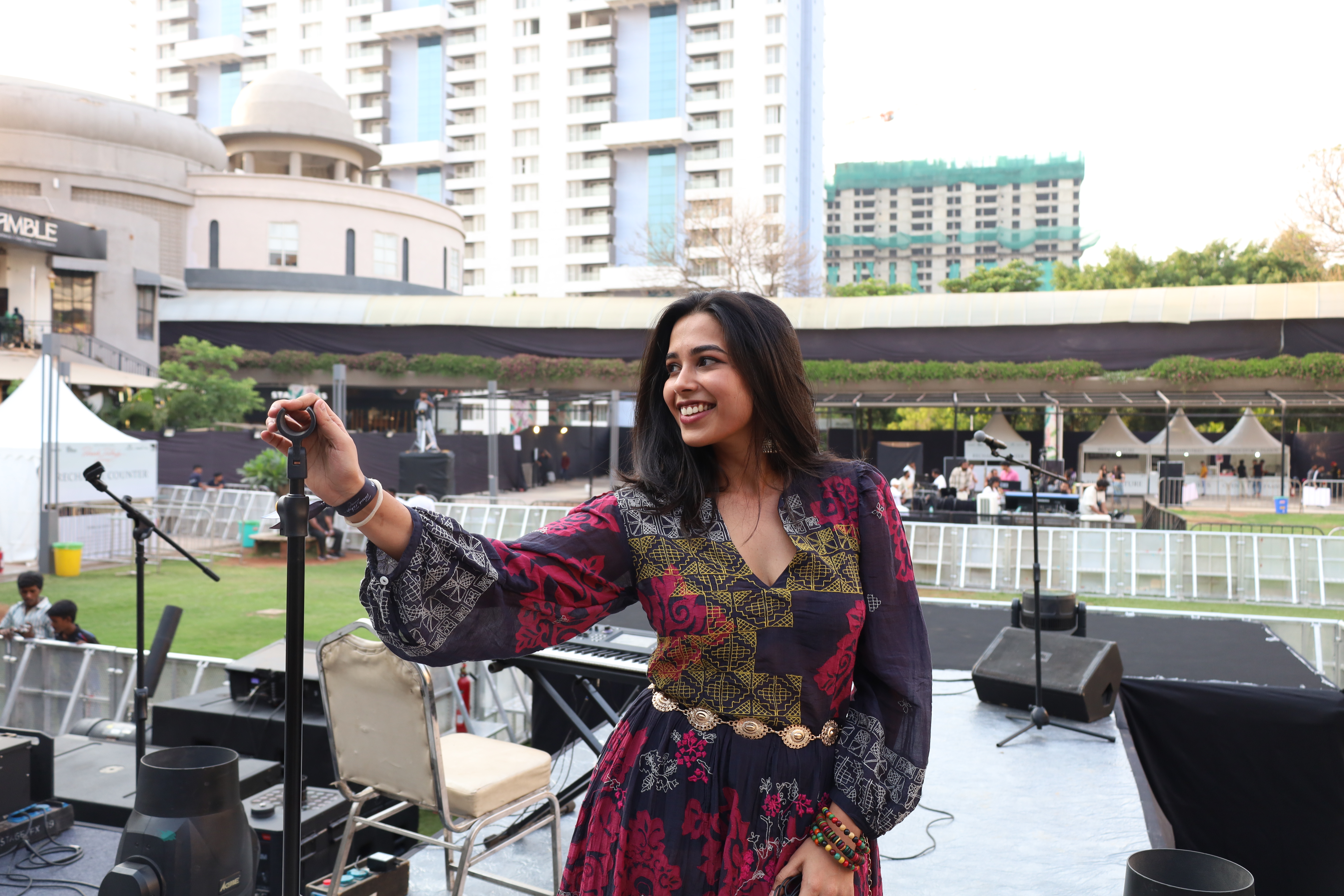 Praaach performing live